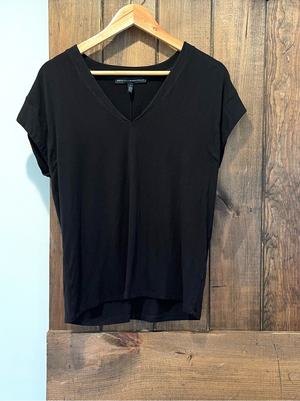 WHBM White House Black Market Black V Neck Slouchy Stretch Tee Small